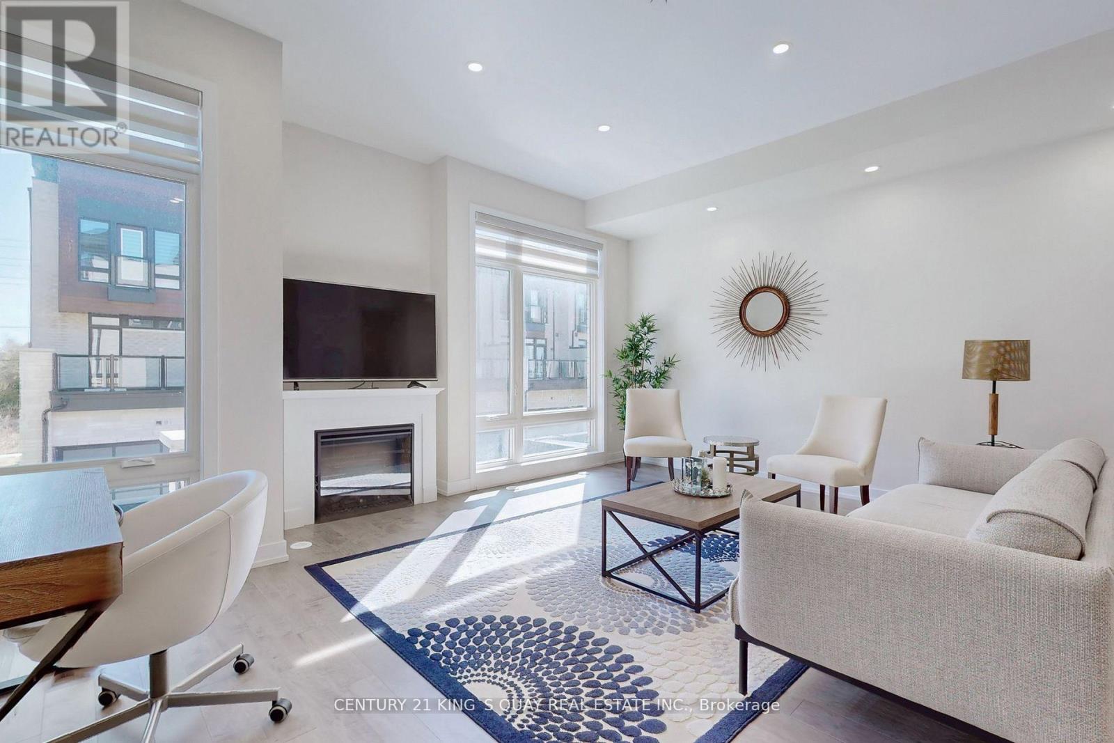 16 CREDIT LANE, richmond hill (jefferson), Ontario