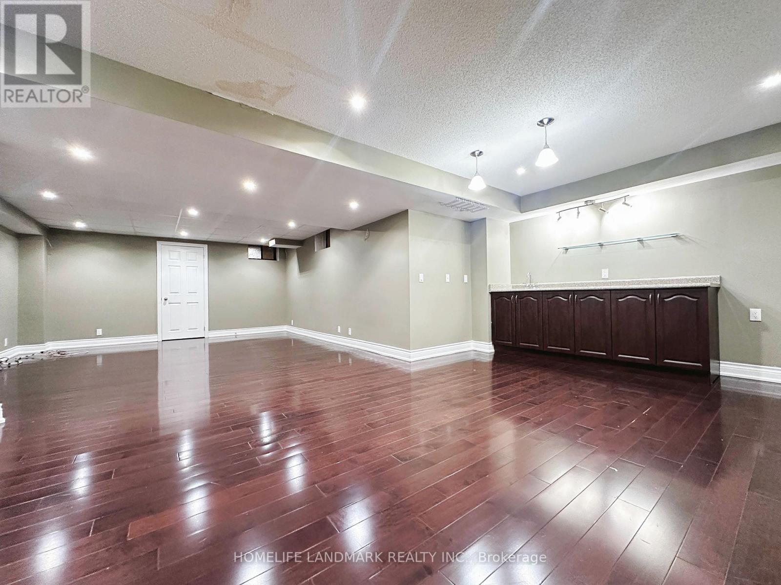 Unknown Address, ,    - Photo 24 - N13164508