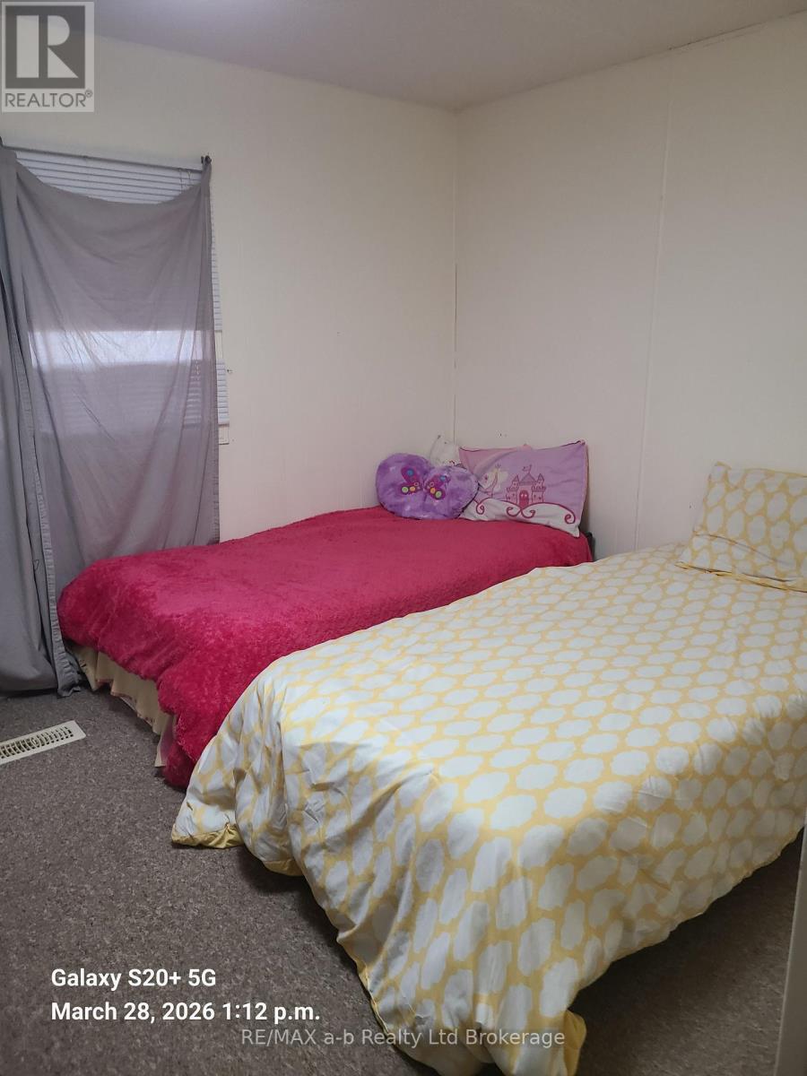 15 - 746112 Township Road 4 Road, Blandford-Blenheim, Ontario  N4S 7V9 - Photo 10 - X12939020