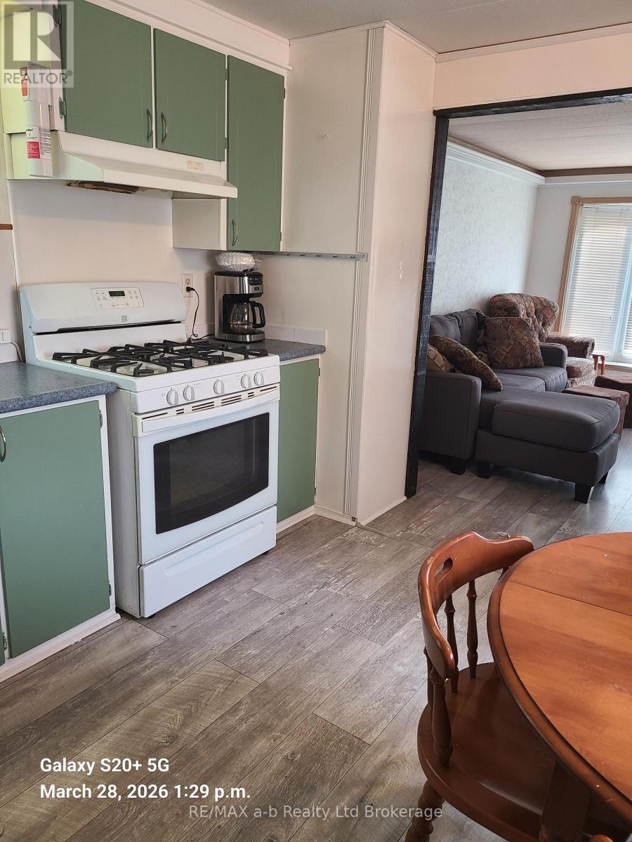 15 - 746112 Township Road 4 Road, Blandford-Blenheim, Ontario  N4S 7V9 - Photo 9 - X12939020