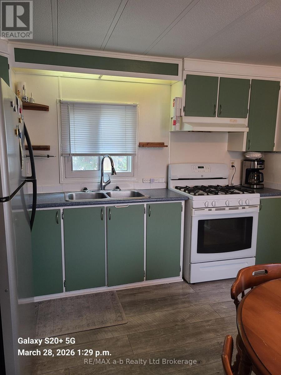15 - 746112 Township Road 4 Road, Blandford-Blenheim, Ontario  N4S 7V9 - Photo 8 - X12939020