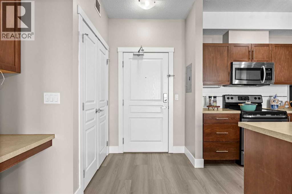 407, 2300 Evanston Square NW, Calgary, Alberta  T3P 0G8 - Photo 4 - A2302585