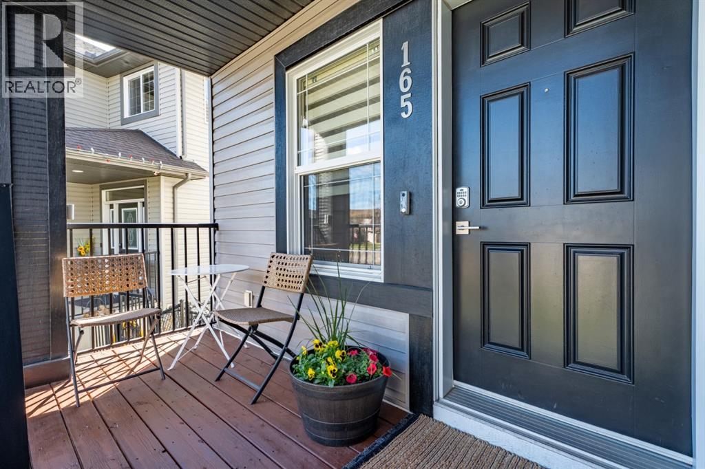 165 Crystal Green Drive, Okotoks, Alberta  T1S 0C8 - Photo 3 - A2311583