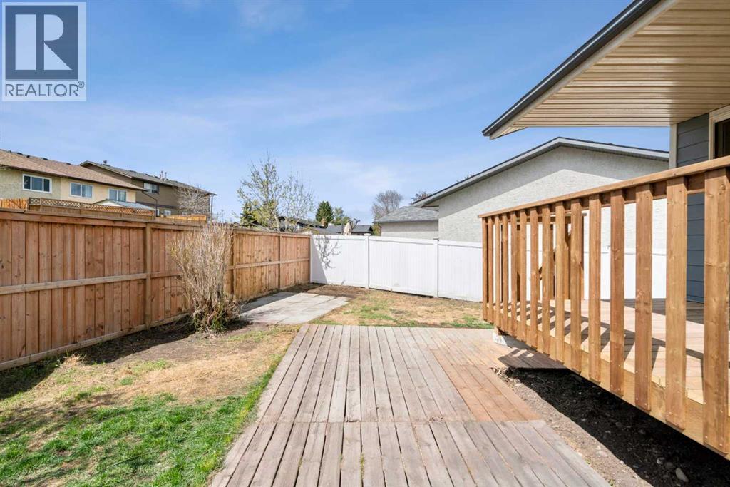 124 Bergen Crescent NW, Calgary, Alberta  T3K 1J8 - Photo 46 - A2313891
