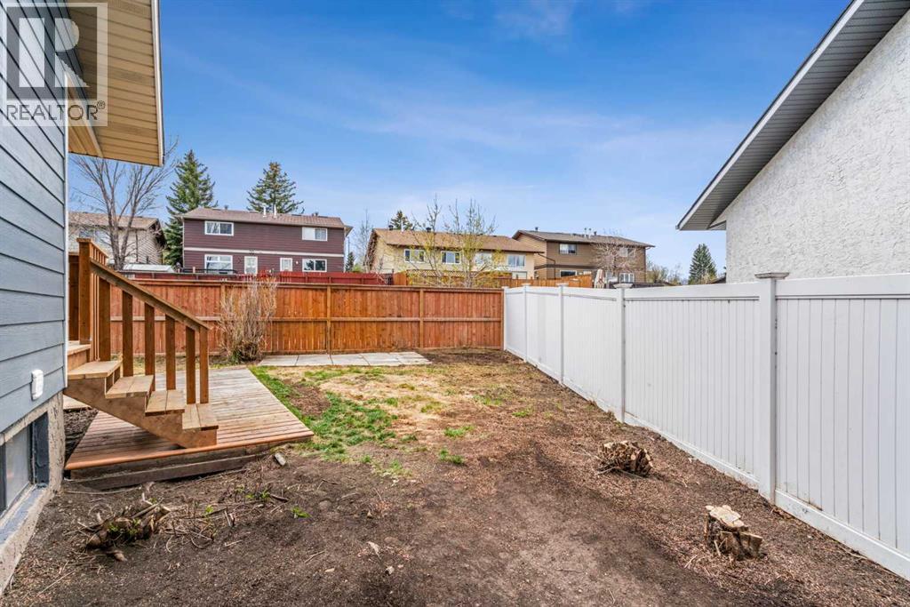 124 Bergen Crescent NW, Calgary, Alberta  T3K 1J8 - Photo 47 - A2313891