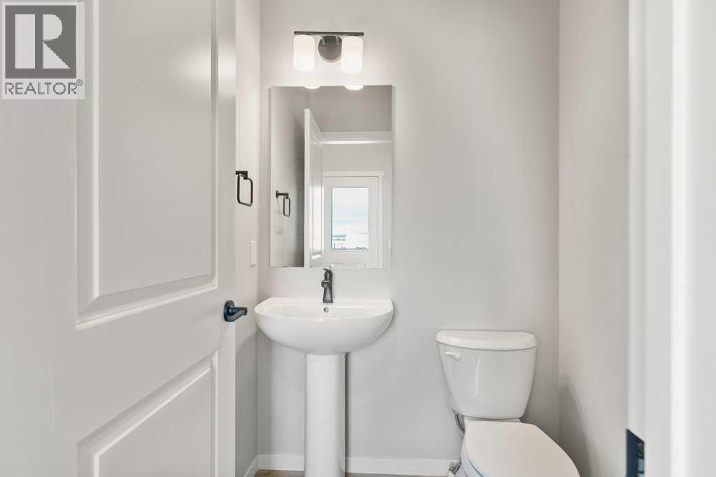 123 Montane Link SE, High River, Alberta  T1V 0K8 - Photo 13 - A2314022