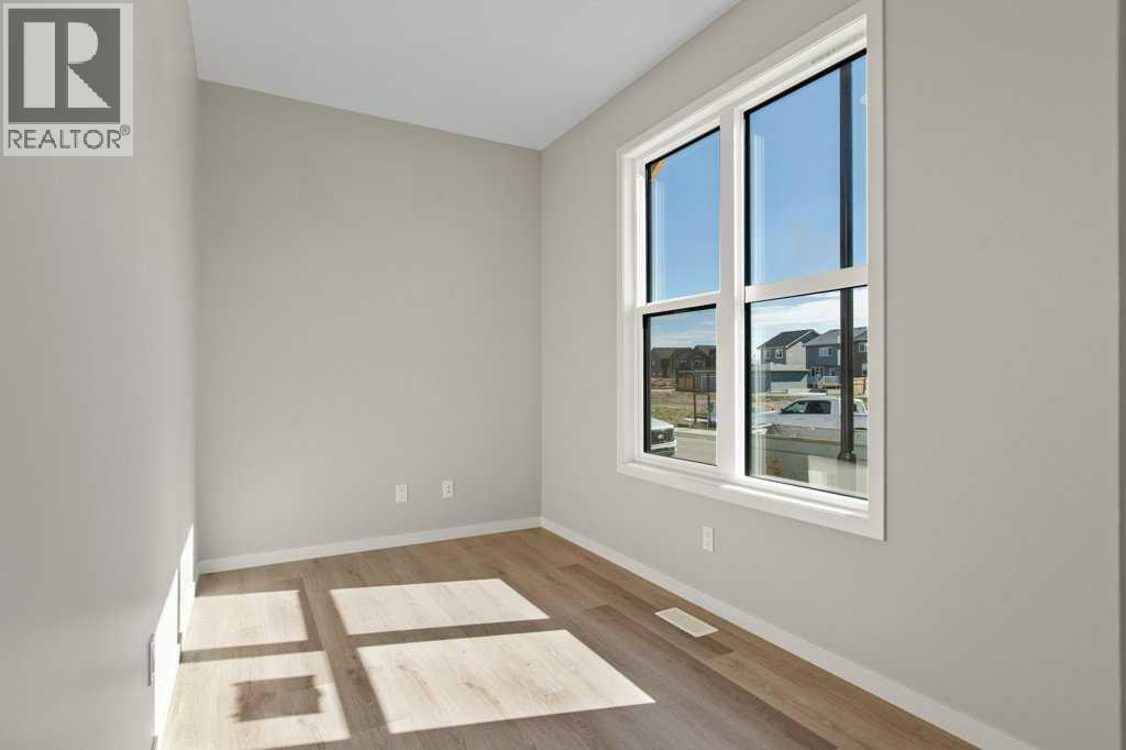 123 Montane Link SE, High River, Alberta  T1V 0K8 - Photo 3 - A2314022