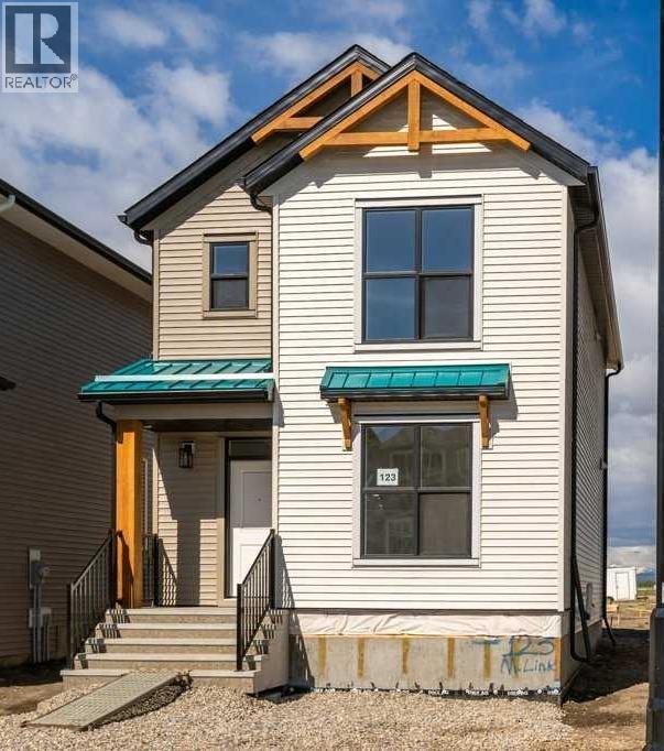 123 Montane Link SE, High River, Alberta