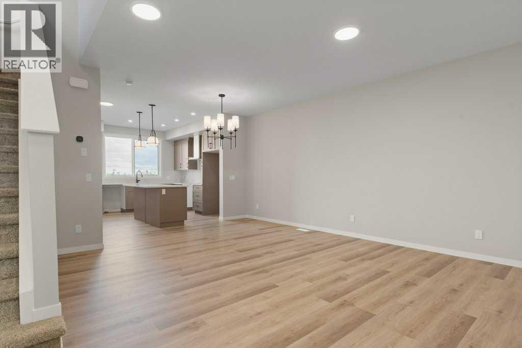 123 Montane Link SE, High River, Alberta  T1V 0K8 - Photo 4 - A2314022