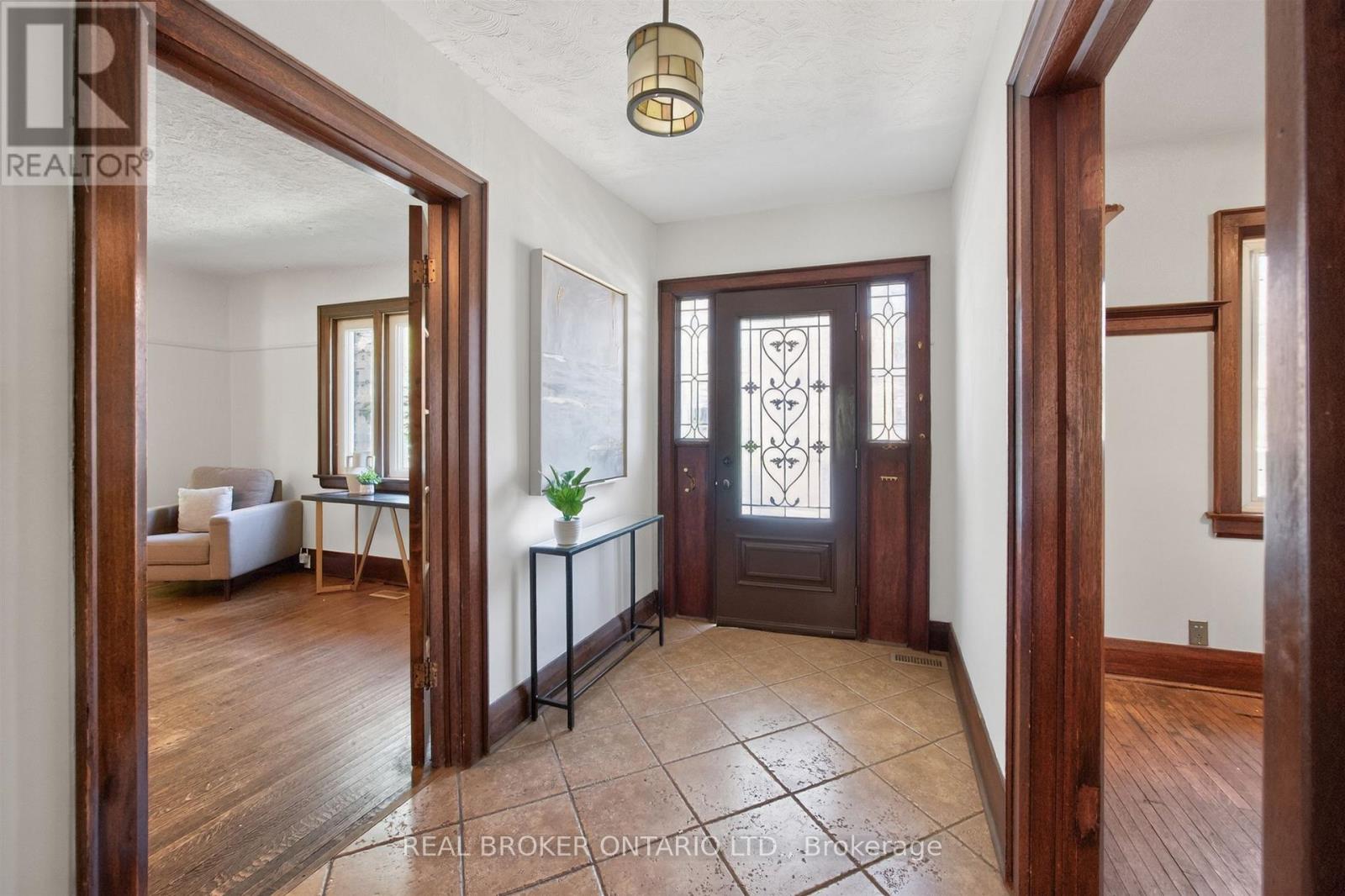 79 Humber Trail, Toronto, Ontario  M6S 4C2 - Photo 5 - W13164578