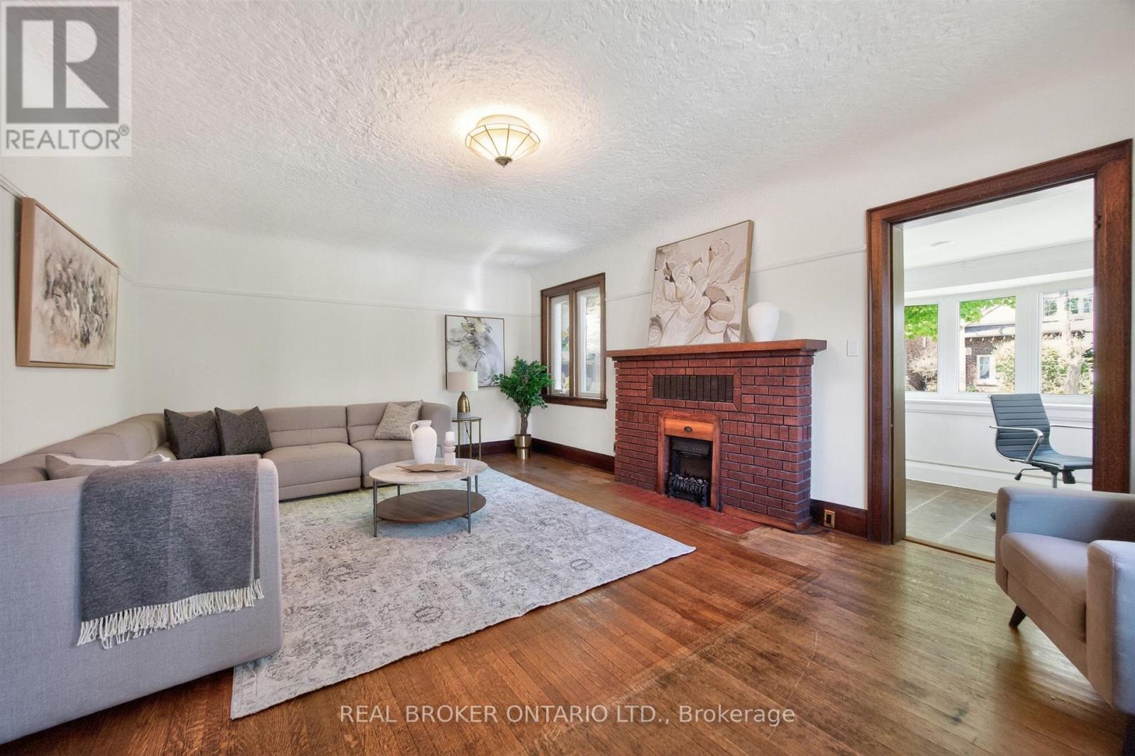 79 Humber Trail, Toronto, Ontario  M6S 4C2 - Photo 7 - W13164578