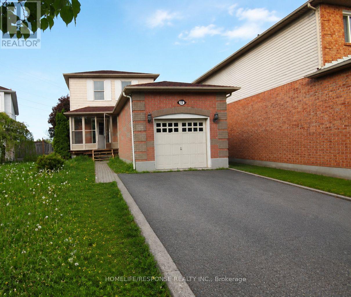 11 Saddlecreek Court