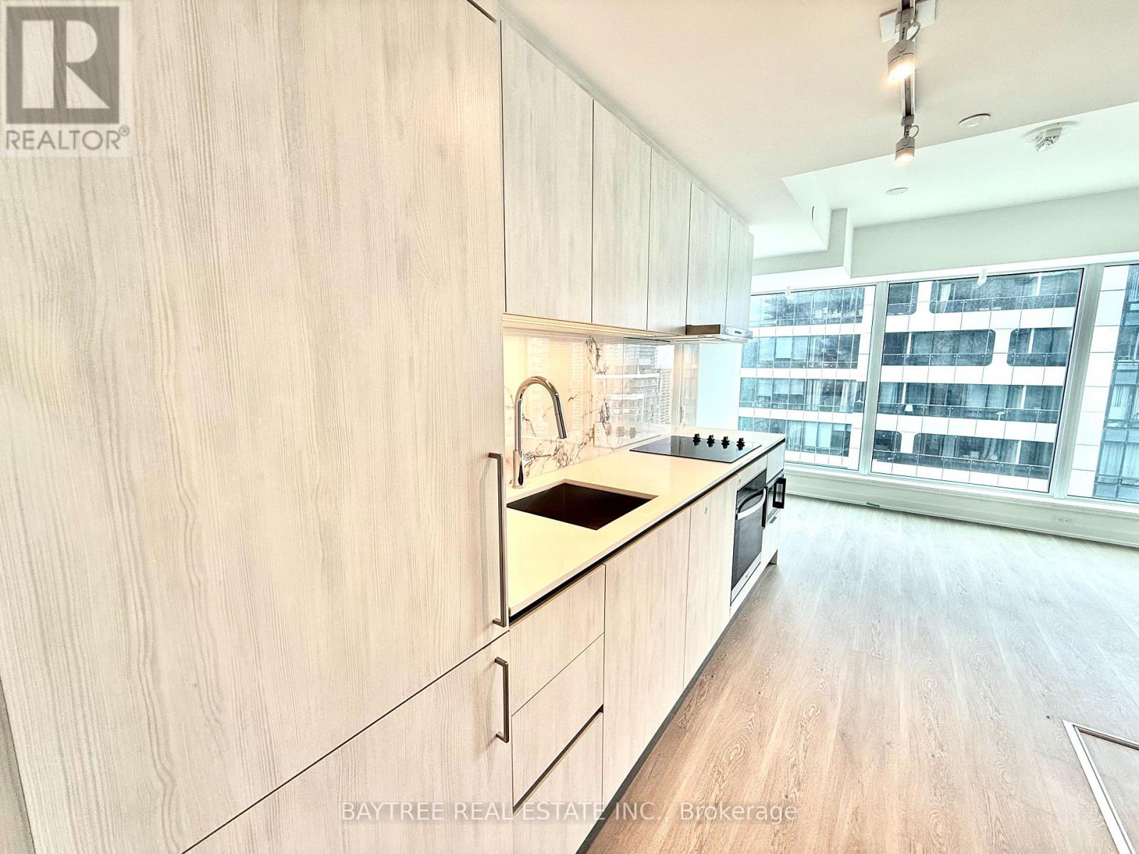4506 - 8 Wellesley Street W, Toronto (Bay Street Corridor), Ontario  M4Y 3B2 - Photo 5 - C13164768