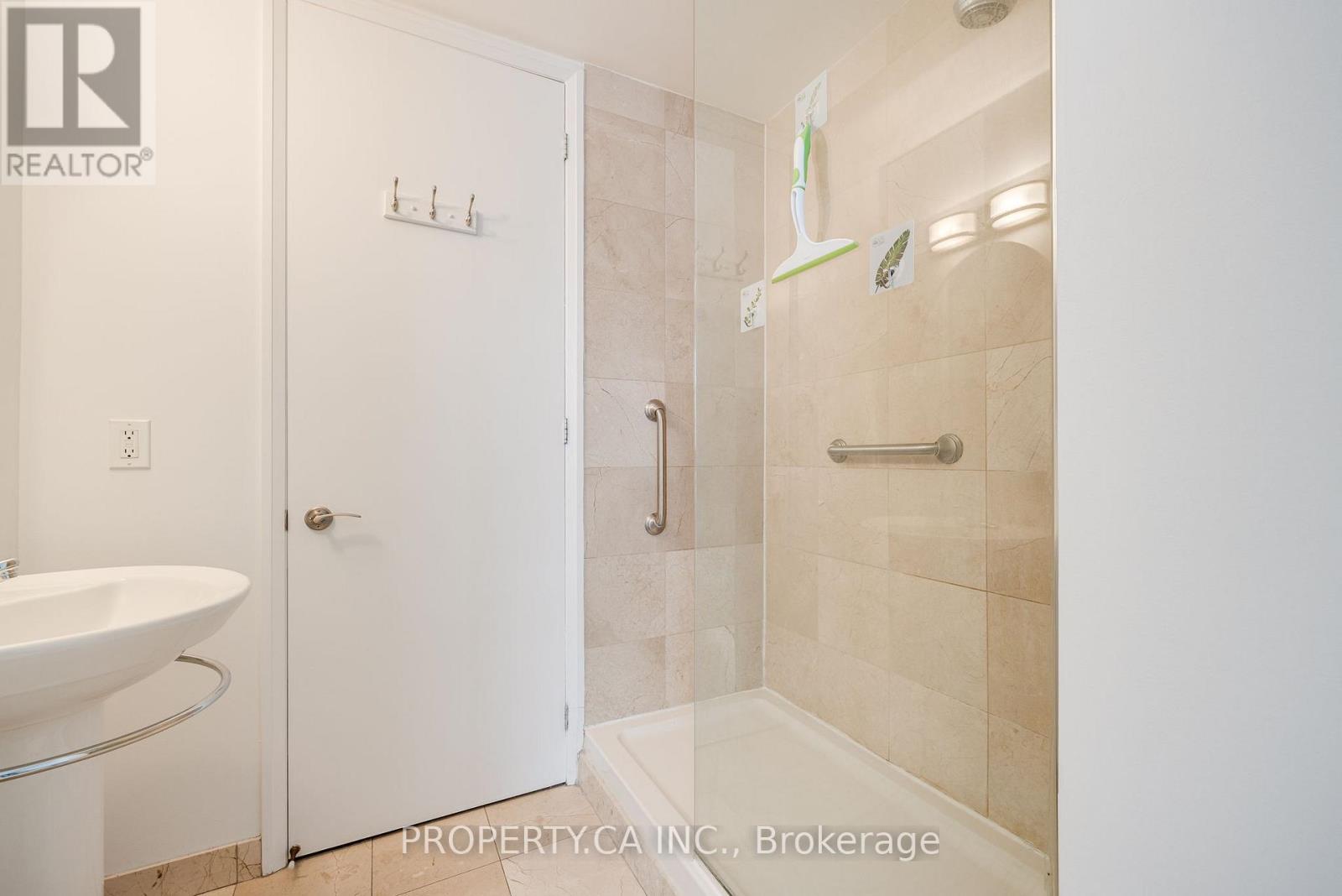 Ph2104 - 220 Victoria Street, Toronto, Ontario  M5B 2R6 - Photo 18 - C13164892