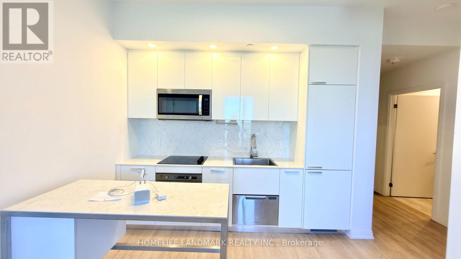1711 - 75 Canterbury Place, Toronto, Ontario  M2N 0L2 - Photo 7 - C13164922