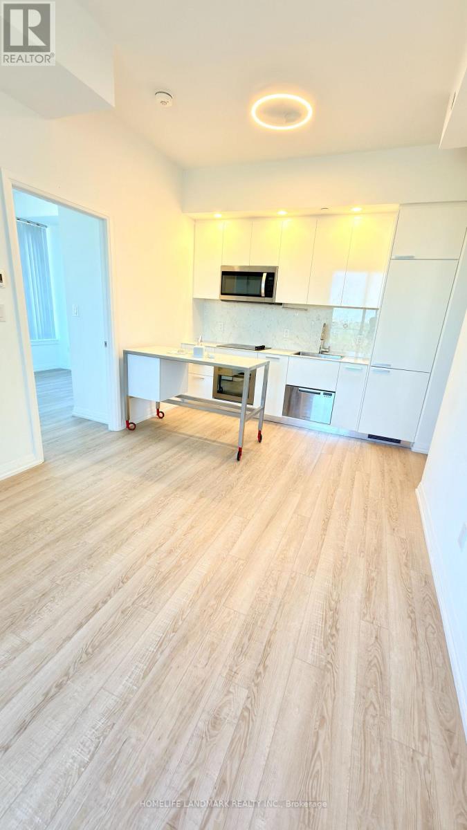 1711 - 75 Canterbury Place, Toronto, Ontario  M2N 0L2 - Photo 8 - C13164922
