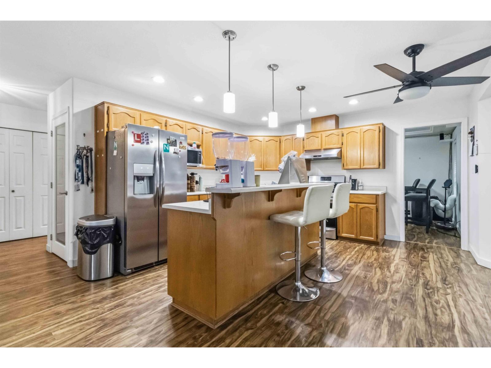 7553 Sapphire Drive, Sardis West Vedder, Chilliwack, British Columbia  V2R 3B3 - Photo 14 - R3127092