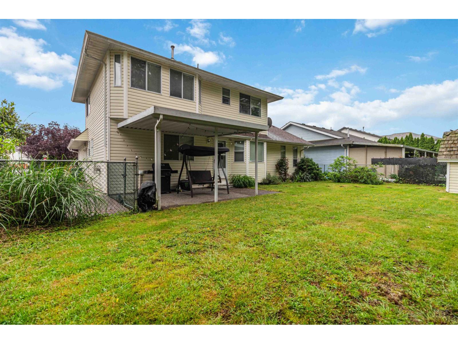 7553 Sapphire Drive, Sardis West Vedder, Chilliwack, British Columbia  V2R 3B3 - Photo 38 - R3127092