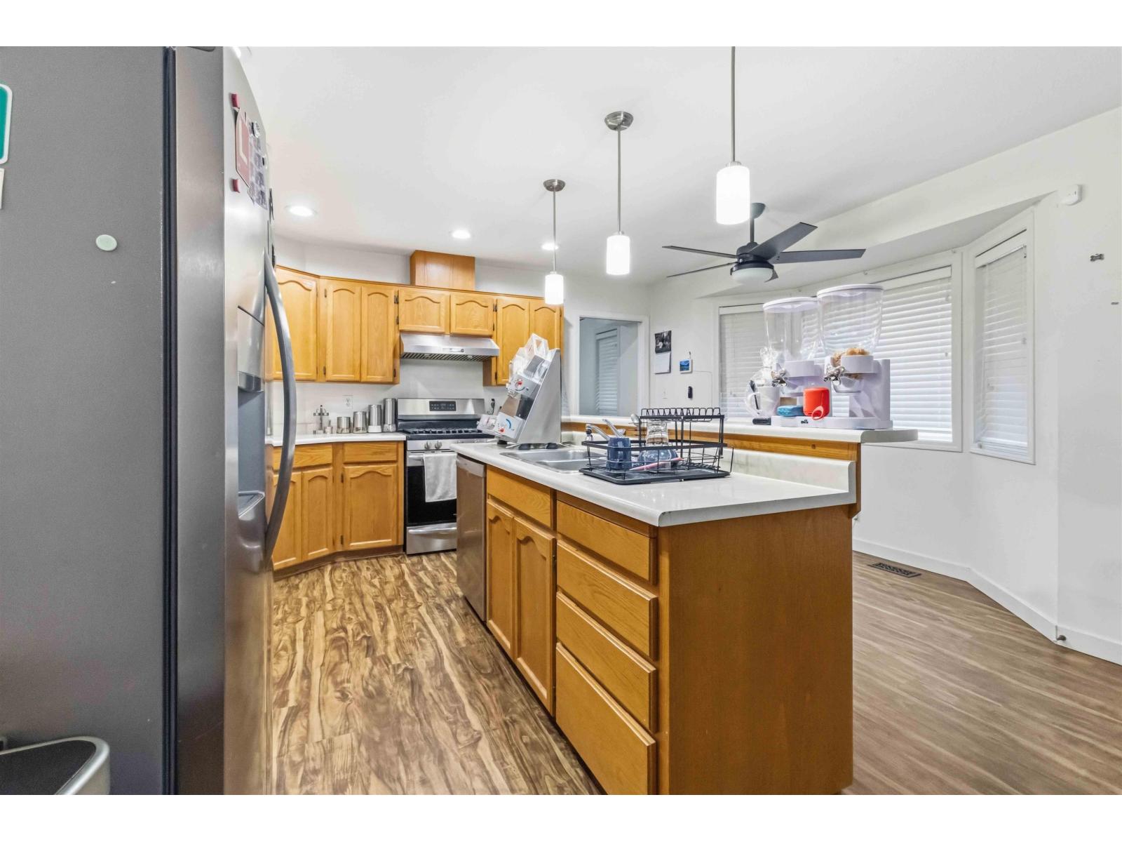 7553 Sapphire Drive, Sardis West Vedder, Chilliwack, British Columbia  V2R 3B3 - Photo 13 - R3127092