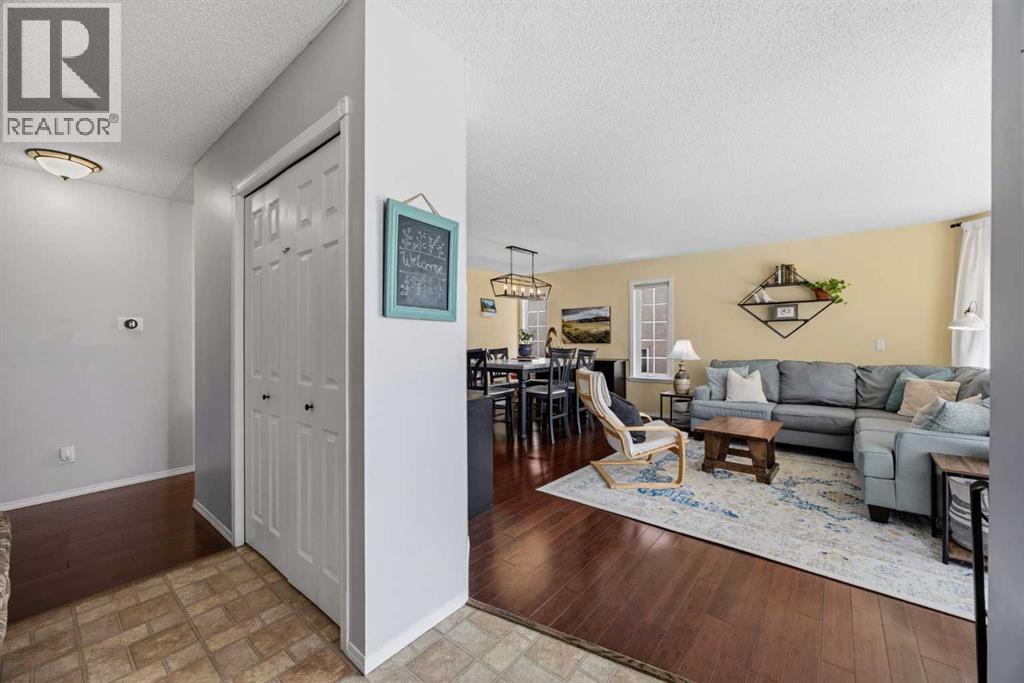 30 Arbour Ridge Circle NW, Calgary, Alberta  T3G 3S9 - Photo 7 - A2305845