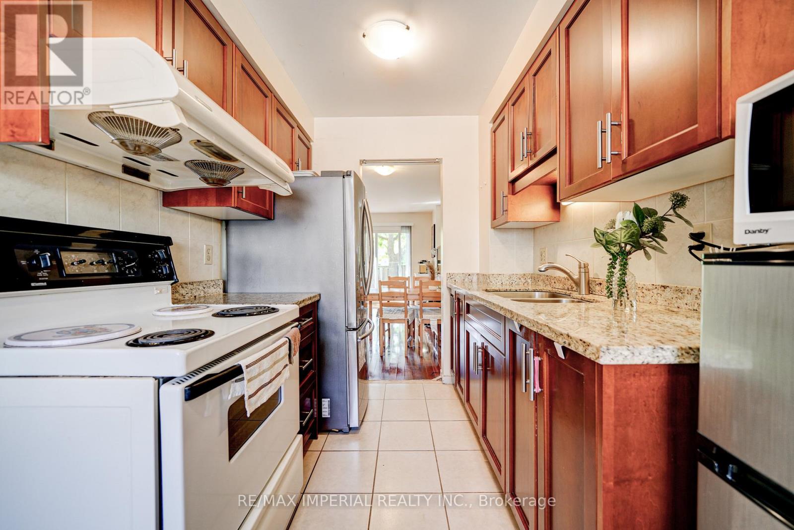 130 - 20 Brookmill Boulevard, Toronto, Ontario  M1W 2Y5 - Photo 3 - E13164792