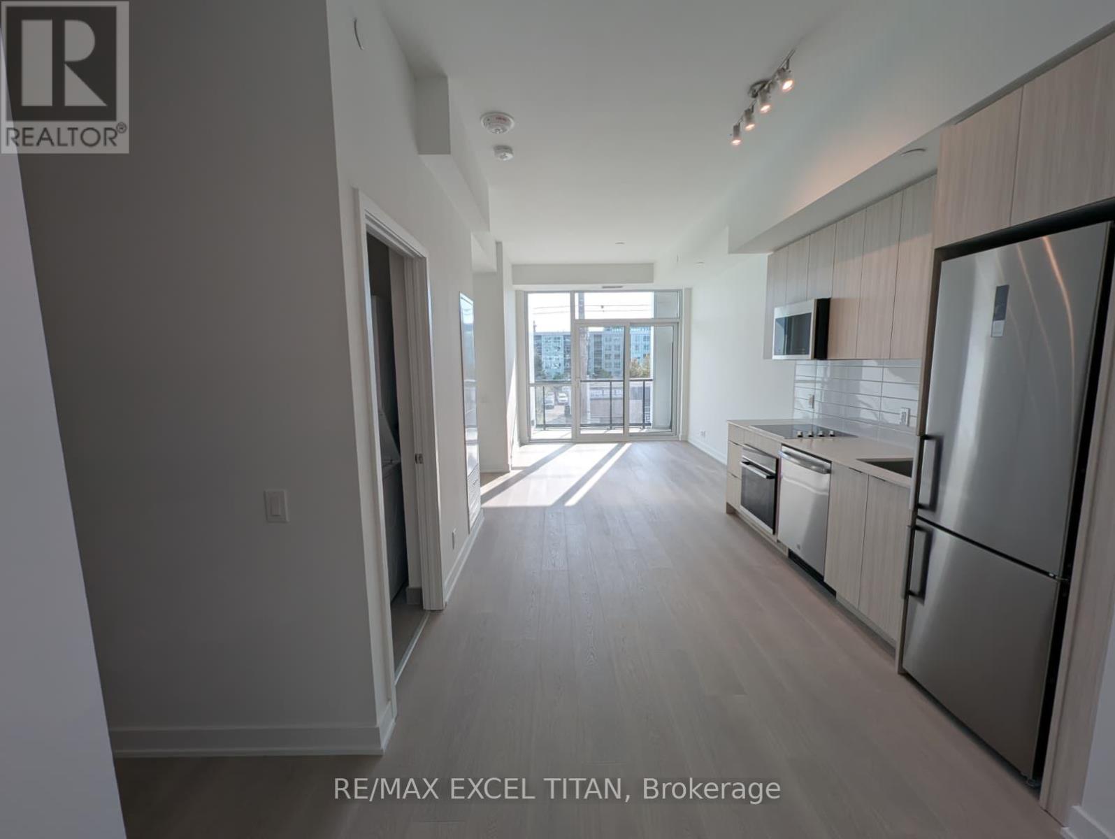 319 - 20 Deans Drive, Toronto, Ontario  M1L 0J7 - Photo 3 - E13164840