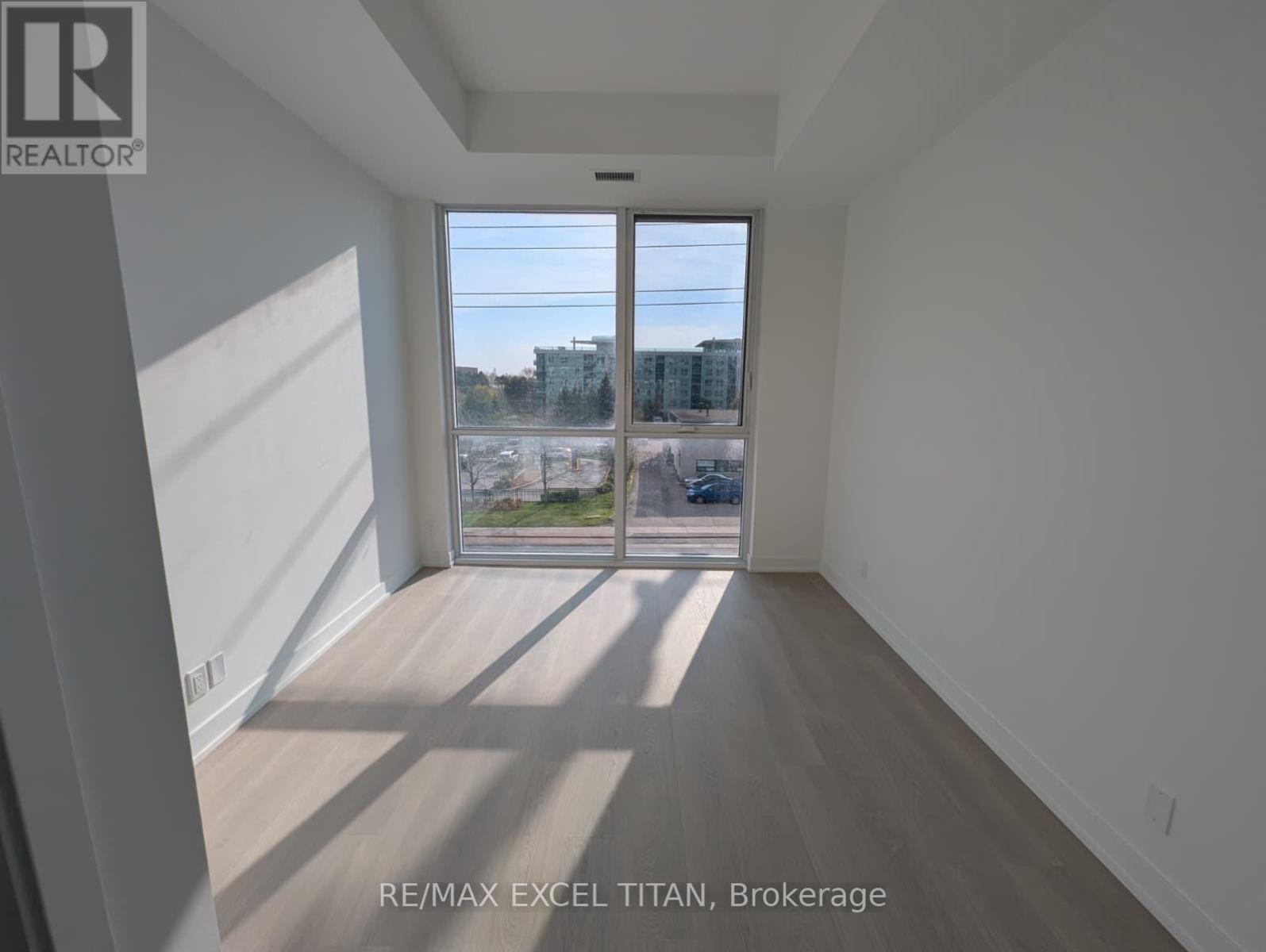 319 - 20 Deans Drive, Toronto, Ontario  M1L 0J7 - Photo 5 - E13164840