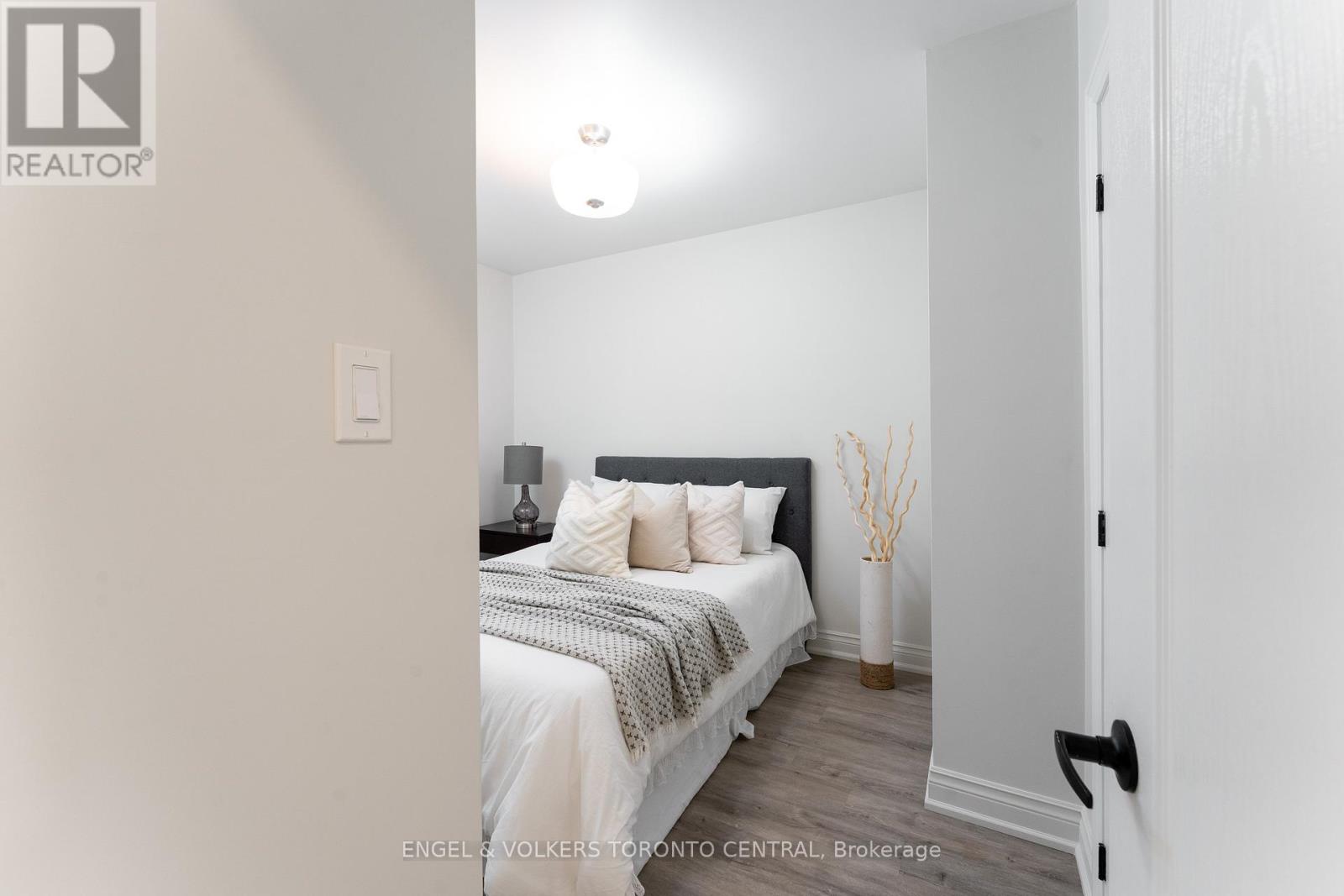 767 Phillip Murray Avenue, Oshawa, Ontario L1J 1J2 - Photo 16 - E13164902