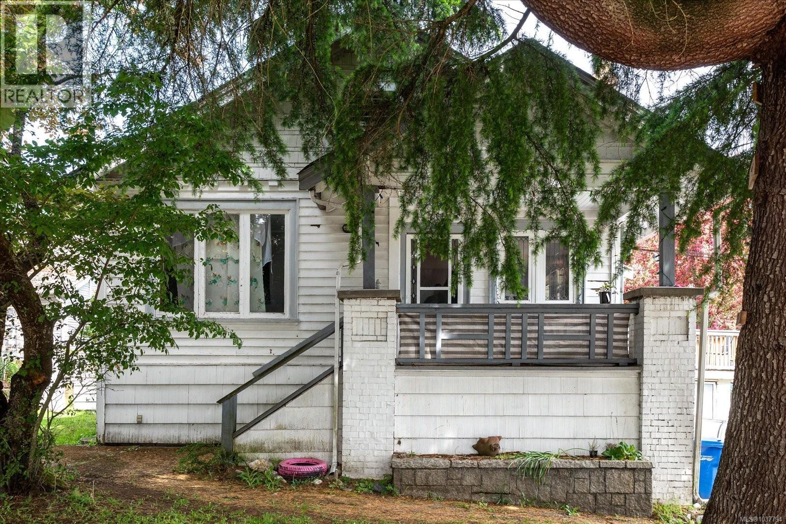 50 Mt. Benson St, Nanaimo, British Columbia