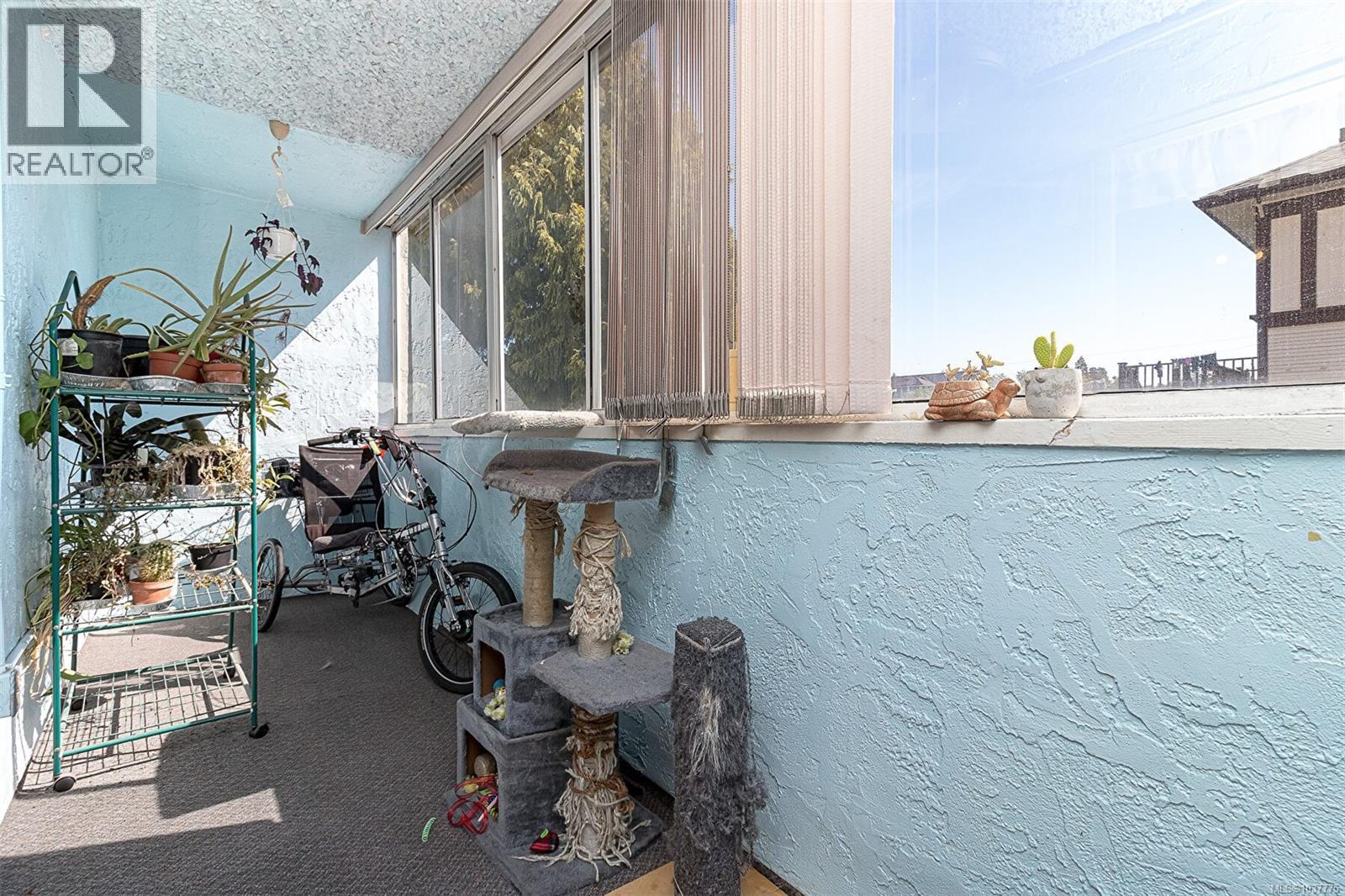 204 605 Cook St, Victoria, British Columbia  V8V 3Y6 - Photo 23 - 1037775