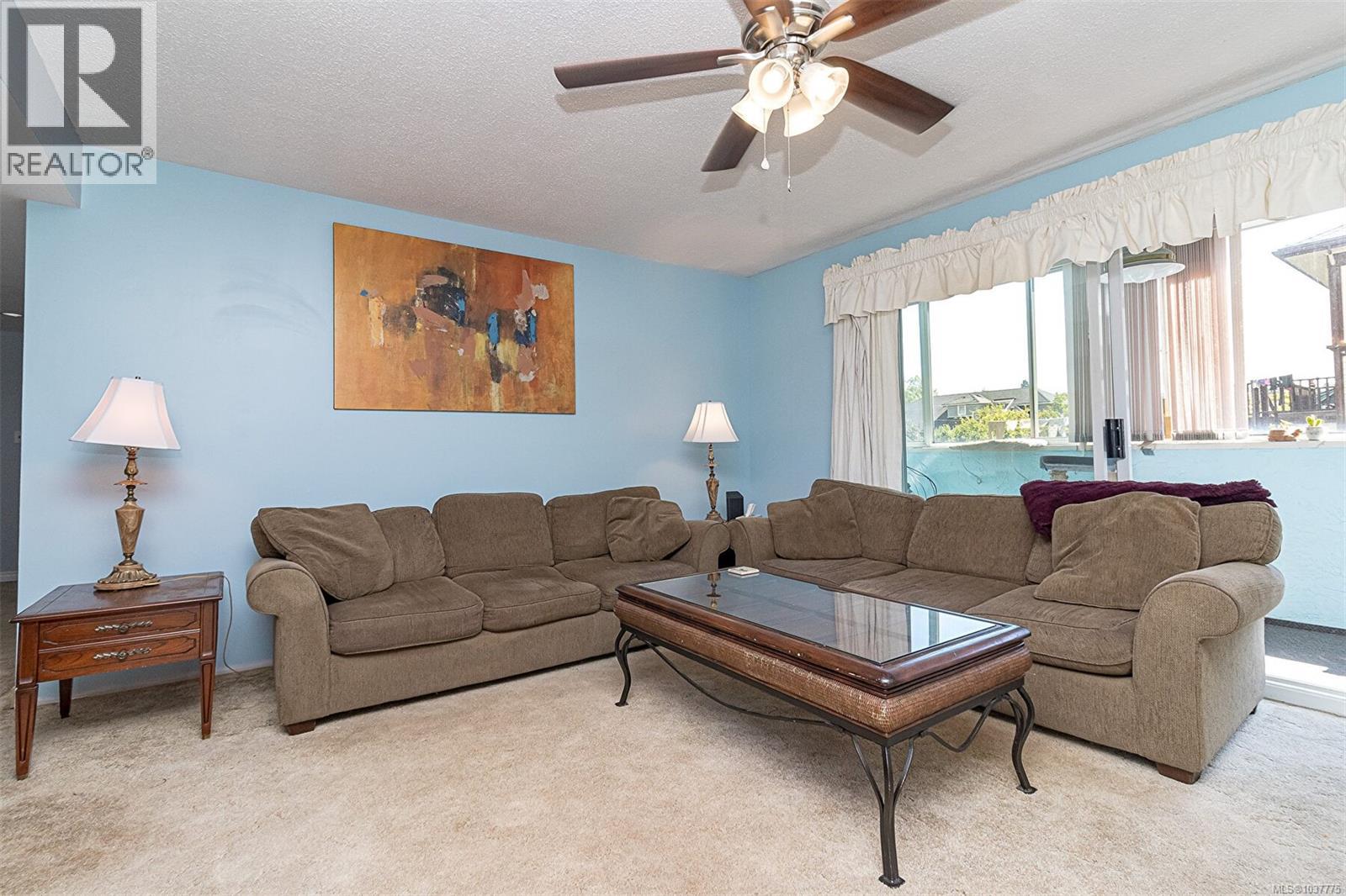 204 605 Cook St, Victoria, British Columbia  V8V 3Y6 - Photo 6 - 1037775