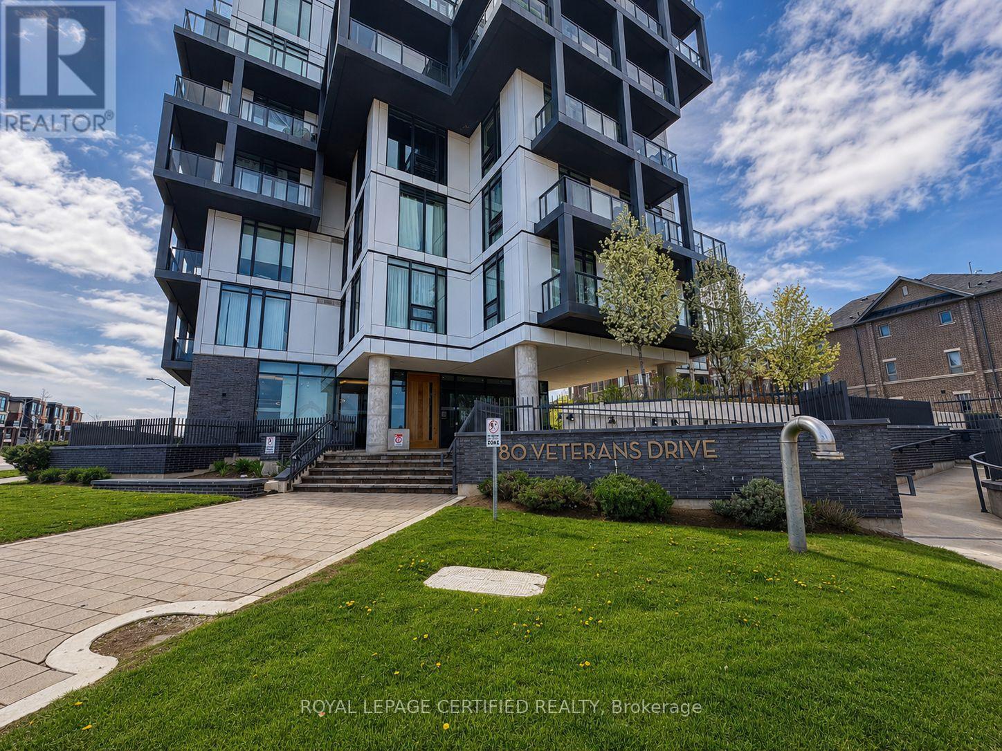 307 - 180 Veterans Drive, Brampton, Ontario  L7A 5G7 - Photo 3 - W13162782