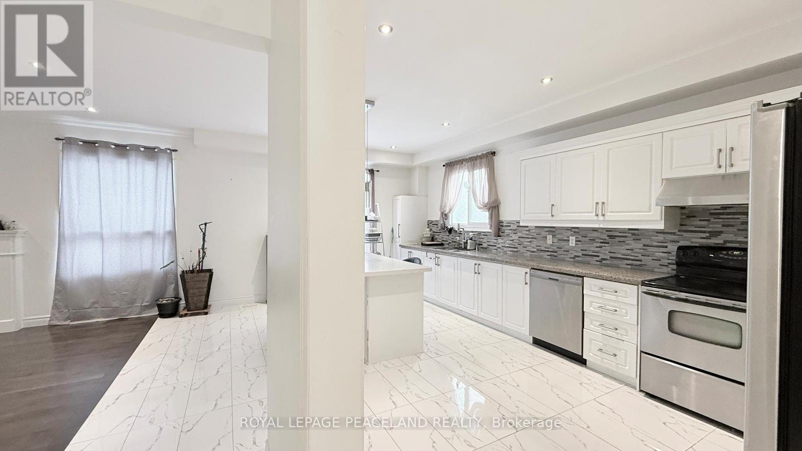 110 Annina Crescent, Markham, Ontario  L3R 4S5 - Photo 6 - N13164724