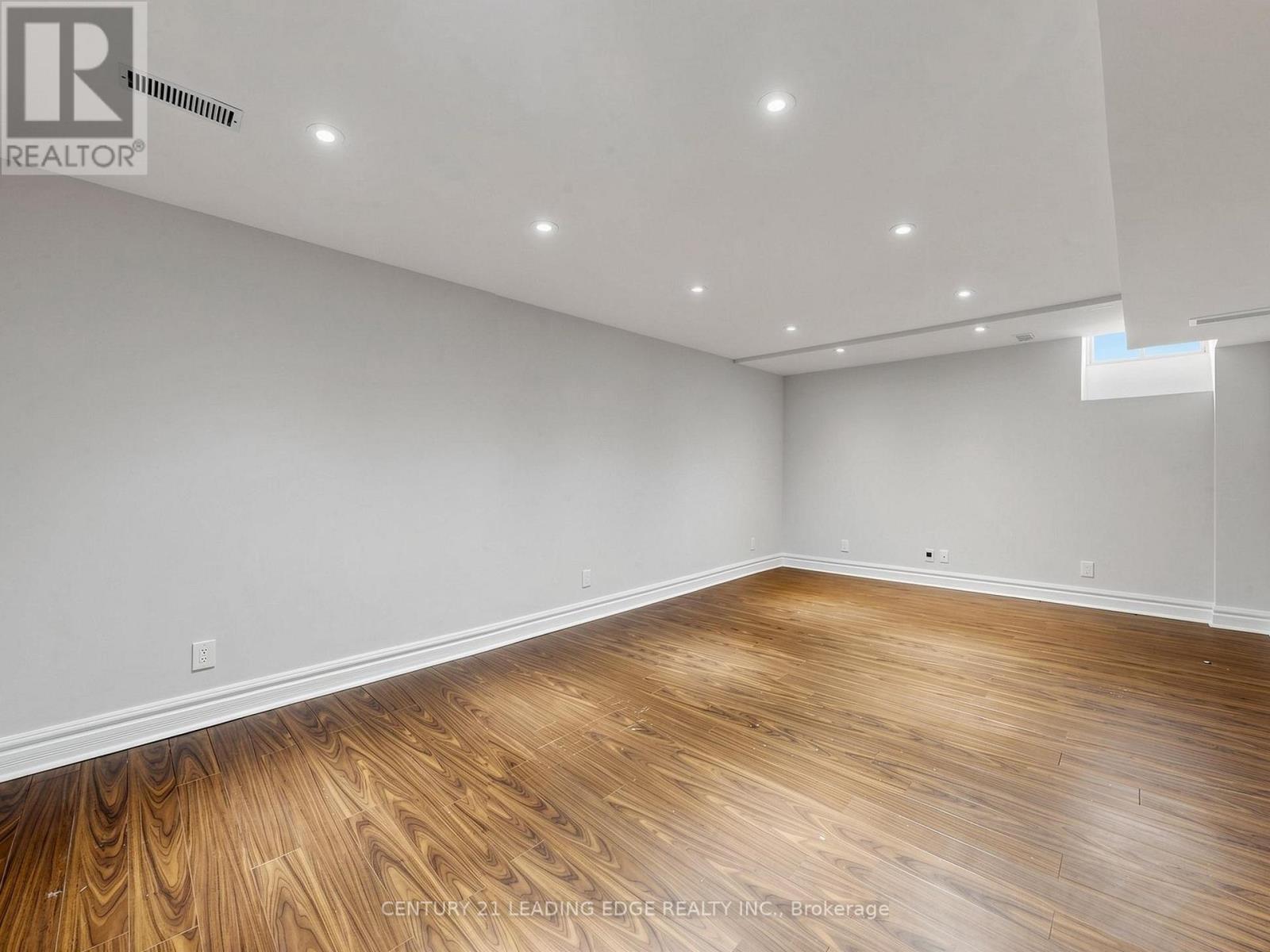 24 Saltspring Drive, Markham, Ontario  L6E 2H1 - Photo 35 - N13164850