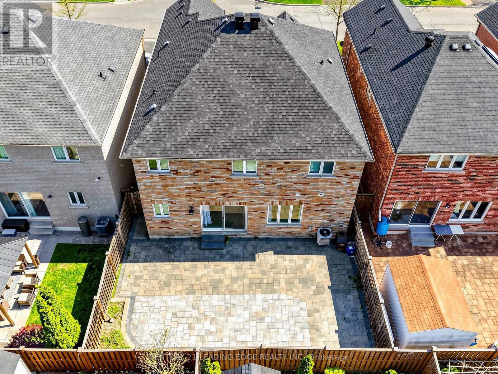 24 Saltspring Drive, Markham, Ontario  L6E 2H1 - Photo 42 - N13164850