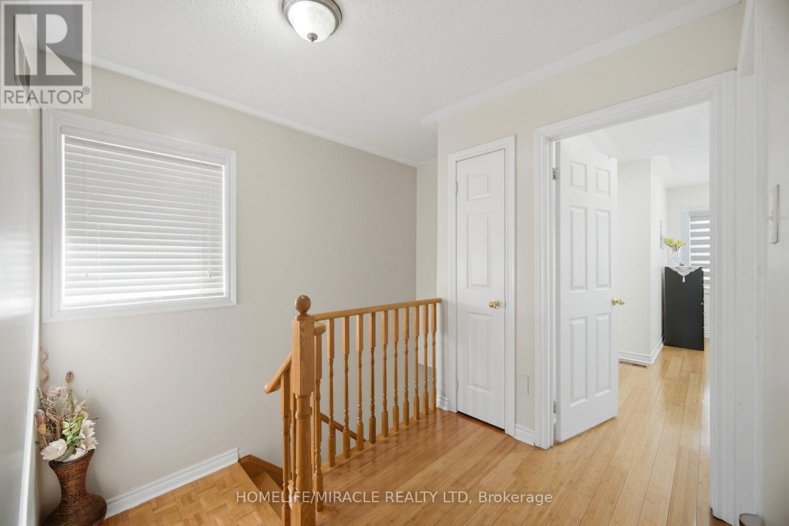 8 Nasir Crescent, Vaughan, Ontario  L6A 3B3 - Photo 21 - N13164878