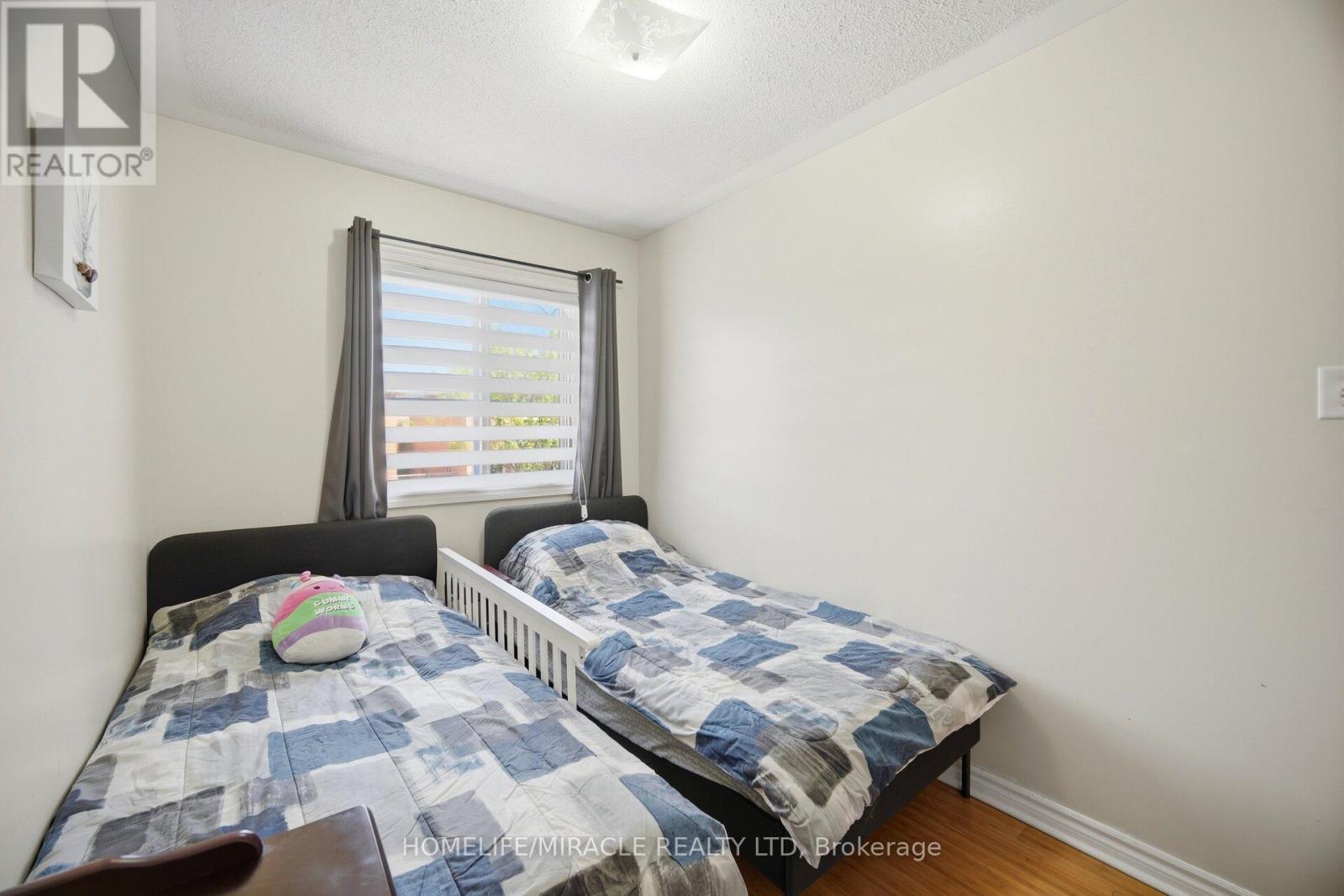 8 Nasir Crescent, Vaughan, Ontario  L6A 3B3 - Photo 27 - N13164878
