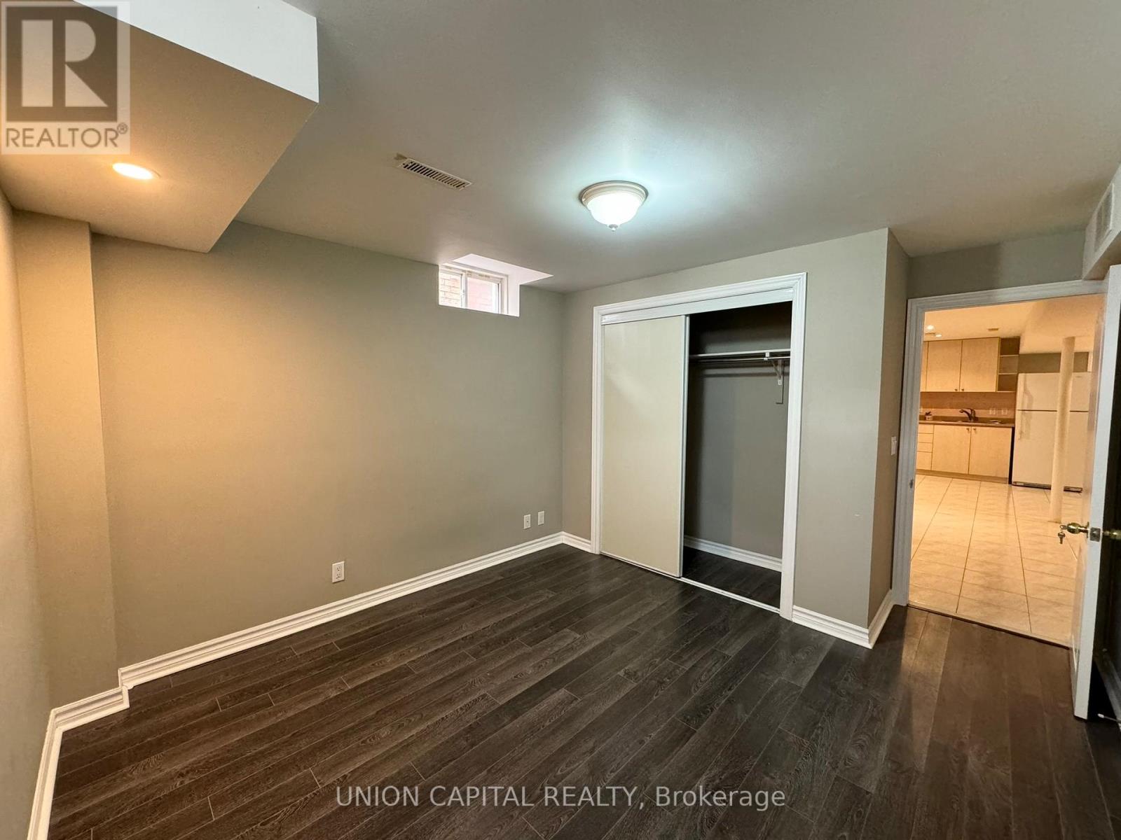 Basement - 73 Manston Crescent, Markham, Ontario  L3R 0V2 - Photo 4 - N13164924