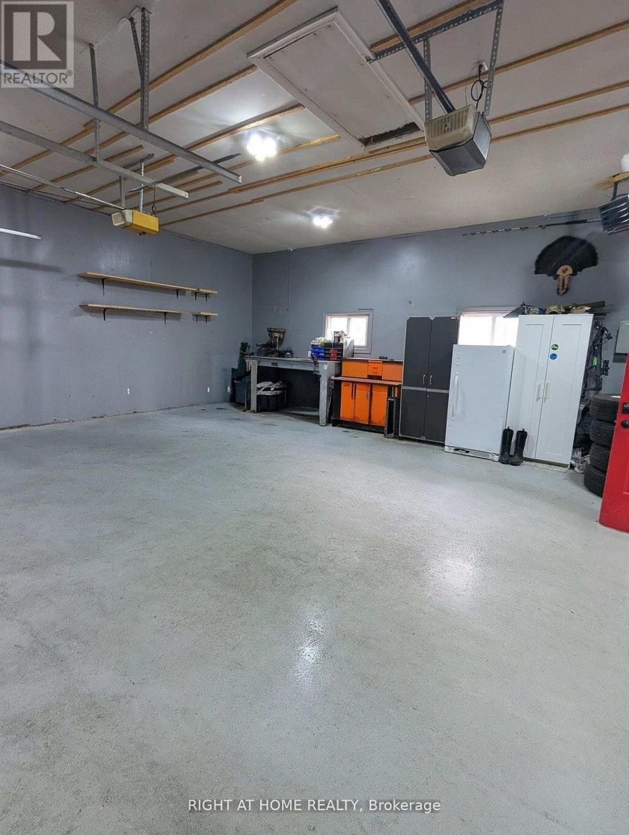 104 Richard Street, Tay (Victoria Harbour), Ontario  L0K 2A0 - Photo 32 - S13164698