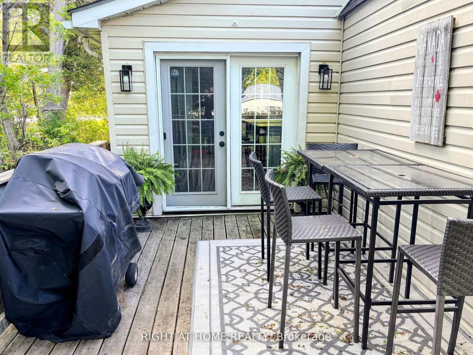 104 Richard Street, Tay (Victoria Harbour), Ontario  L0K 2A0 - Photo 6 - S13164698