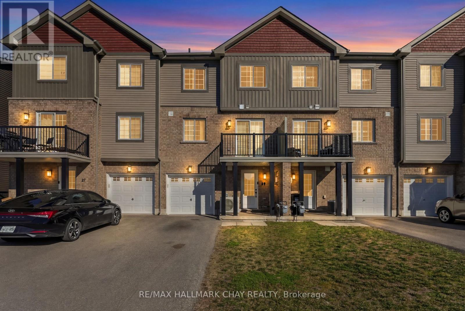 39 KODIAK TERRACE, barrie, Ontario