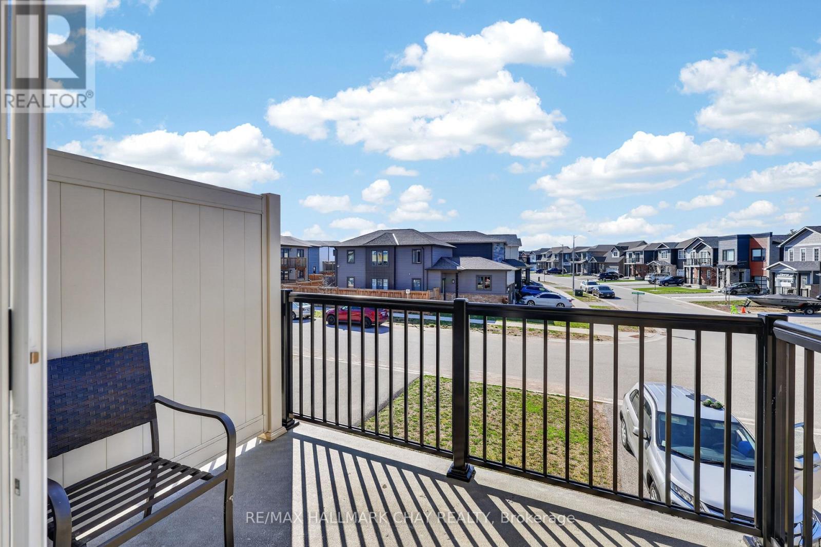 39 Kodiak Terrace, Barrie, Ontario  L9J 0J4 - Photo 9 - S13164796