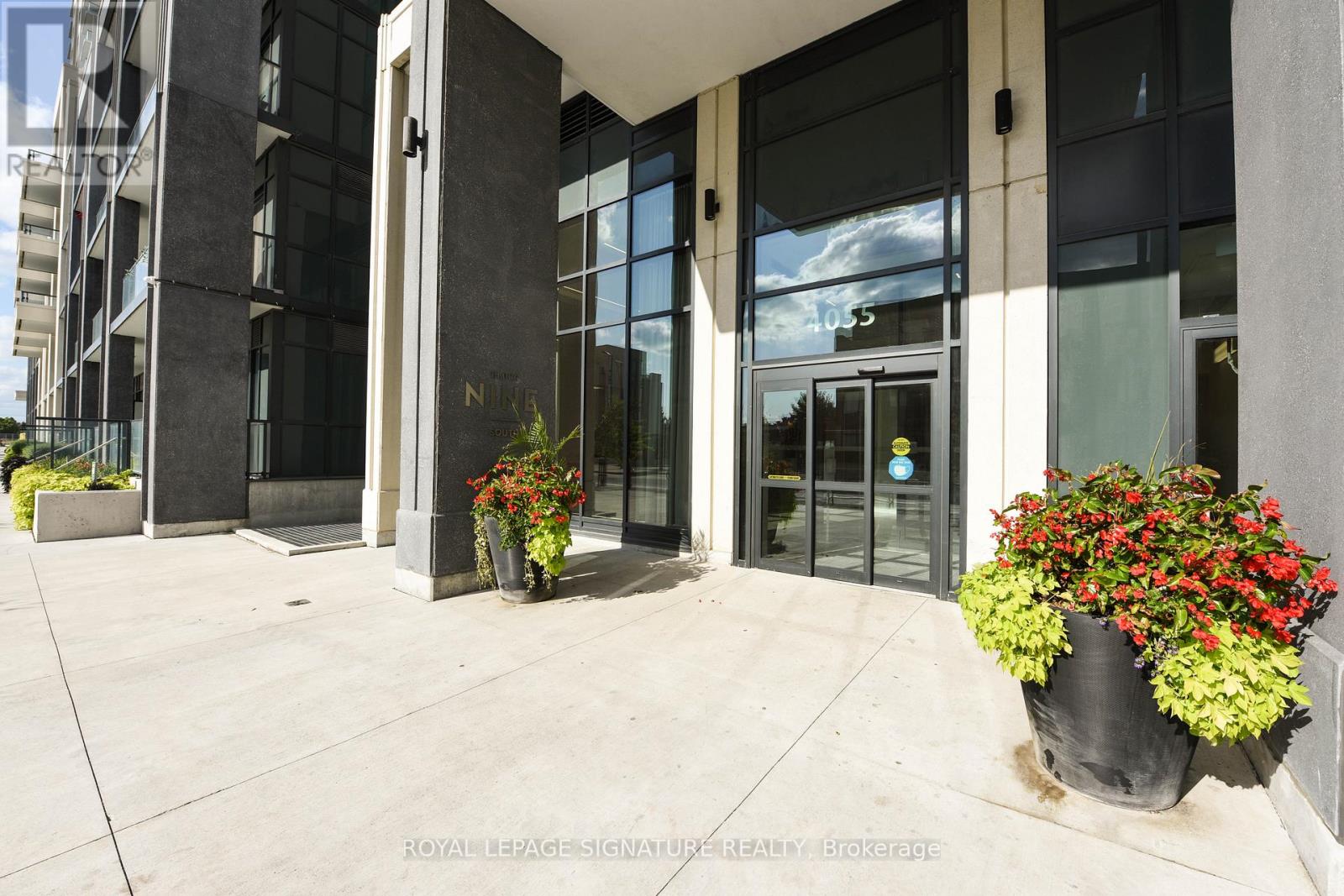 Ph3 - 4055 Parkside Village Drive, Mississauga, Ontario  L5B 0K8 - Photo 4 - W13164680