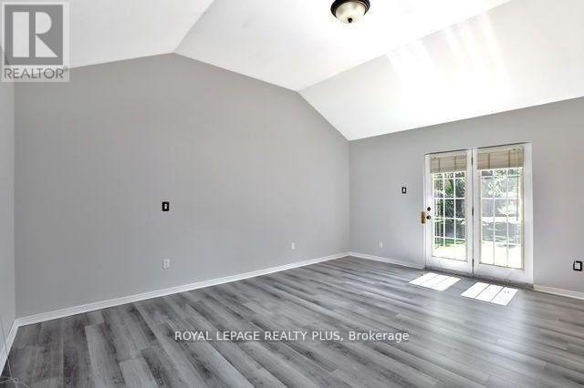 48 Birkbank Drive, Oakville (Fd Ford), Ontario  L6J 4Y9 - Photo 10 - W13164718