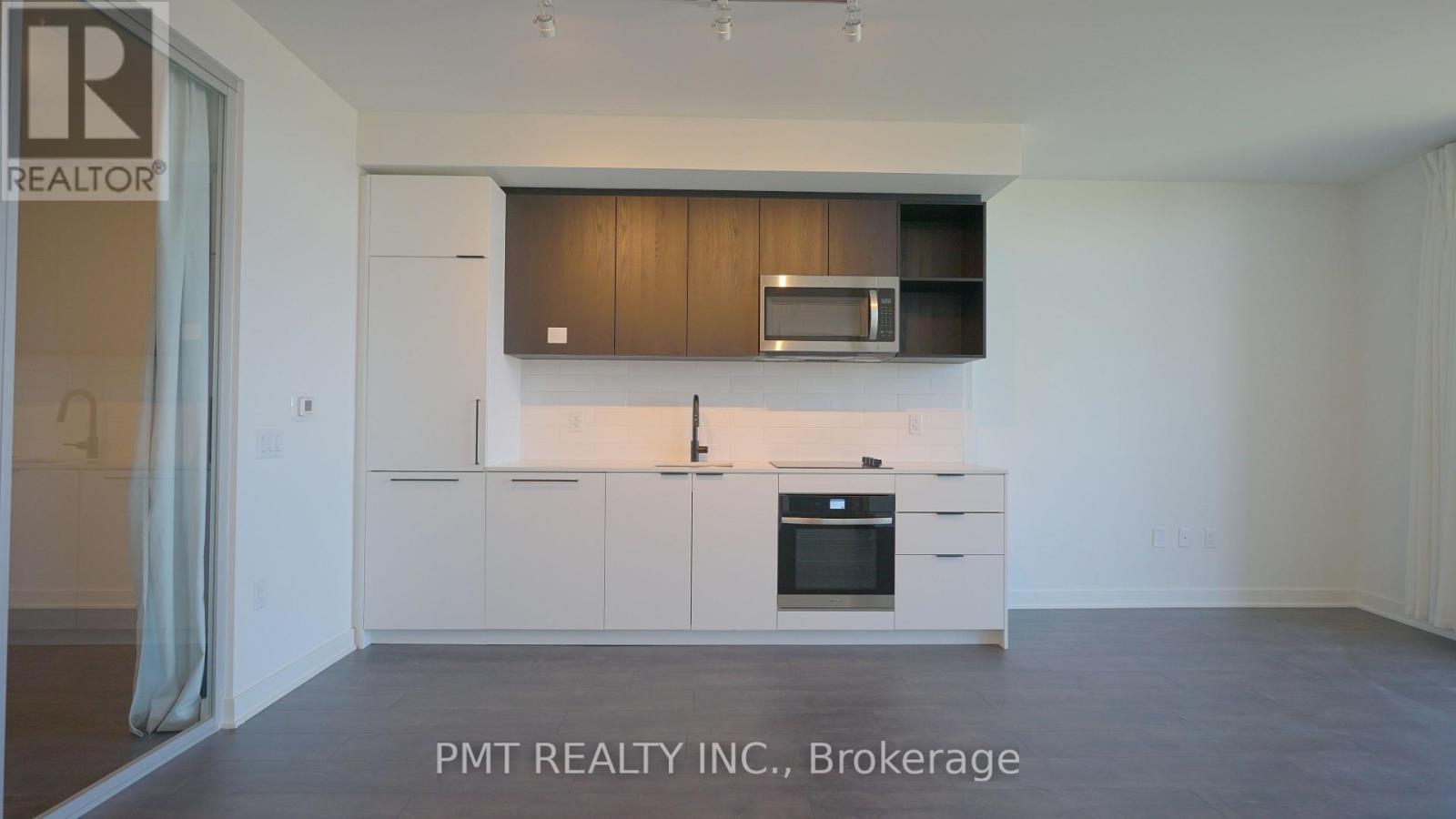 719 - 1185 Dupont Street, Toronto, Ontario  M6H 0G5 - Photo 3 - W13164754