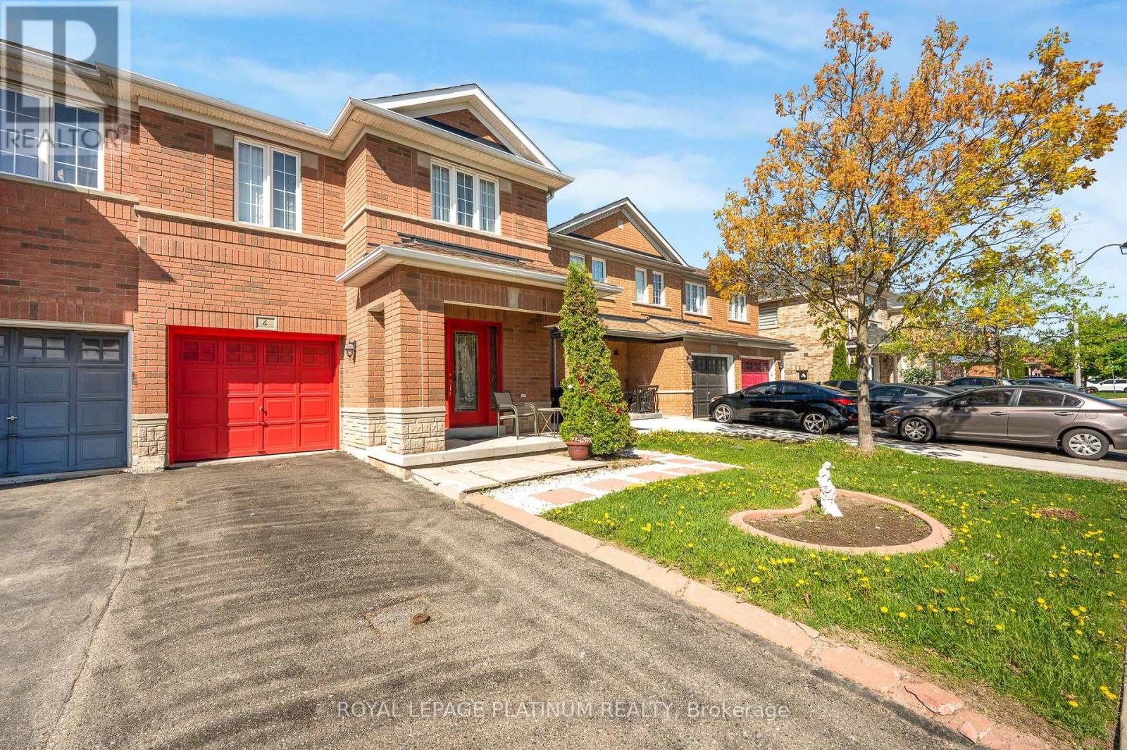 4 SILVER EGRET ROAD, Brampton, Ontario