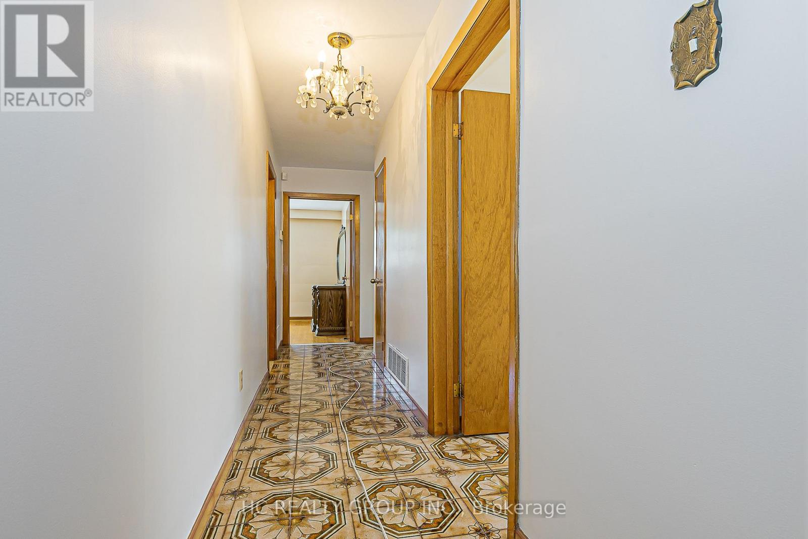 125 Shoreham Drive, Toronto, Ontario  M3N 1S8 - Photo 11 - W13164802