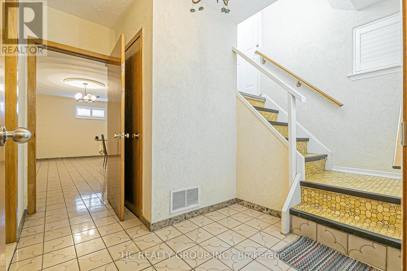 125 Shoreham Drive, Toronto, Ontario  M3N 1S8 - Photo 18 - W13164802