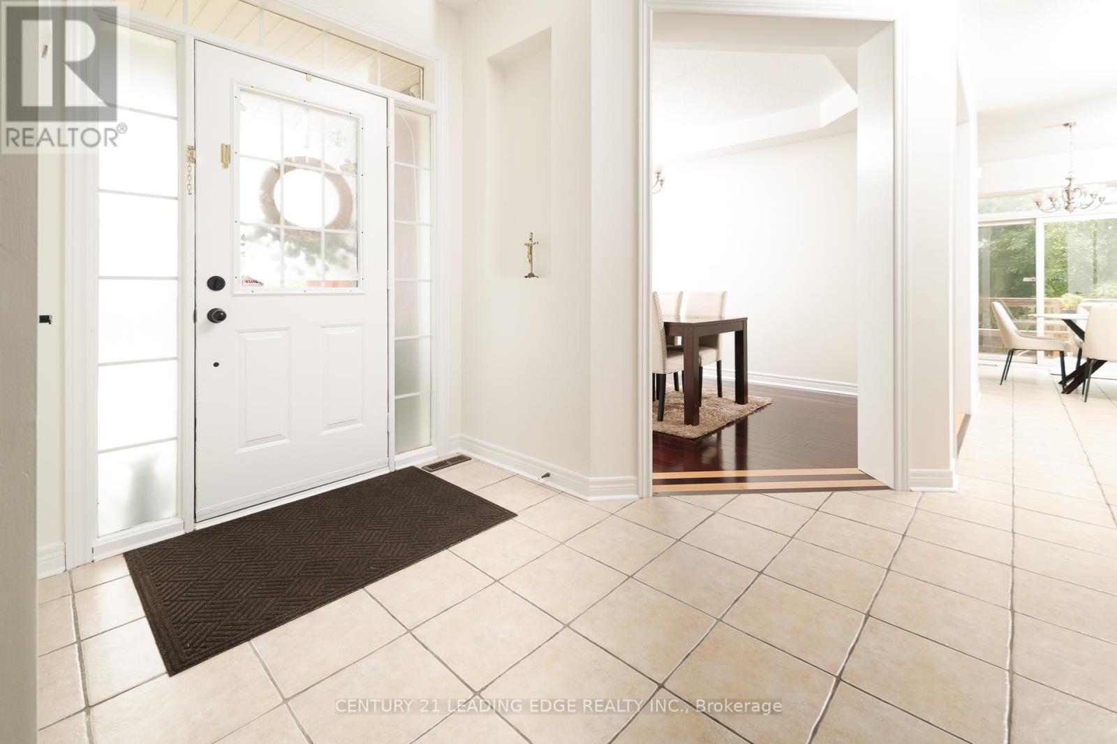 26 Huntspoint Drive, Brampton, Ontario  L6P 2E7 - Photo 13 - W13164874