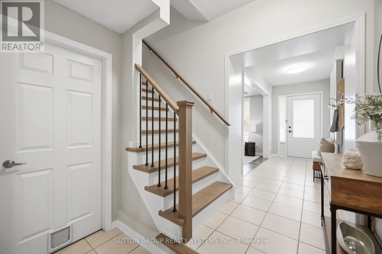 612 Holly Avenue, Milton, Ontario  L9T 7X2 - Photo 8 - W13164880